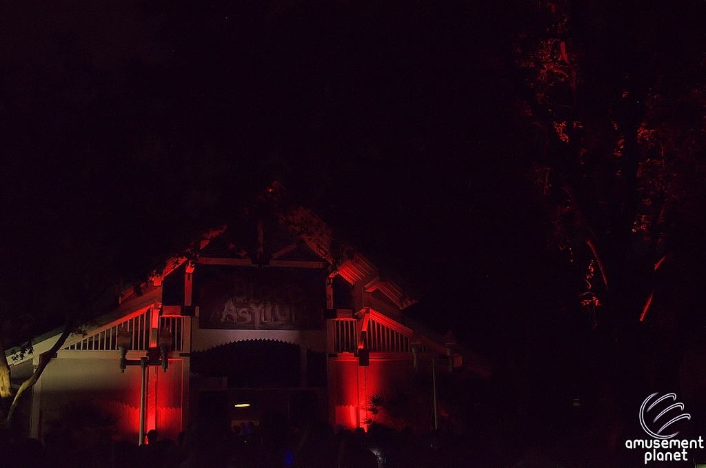 Howl-O-Scream 2013