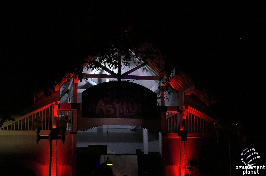 Howl-O-Scream 2013