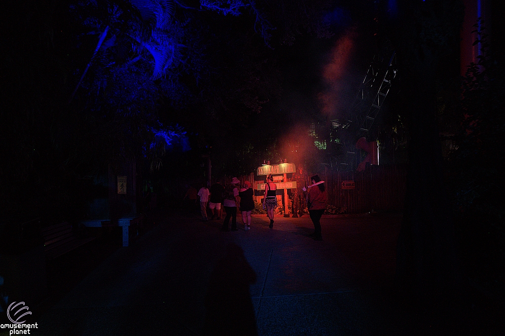 Howl-O-Scream 2025