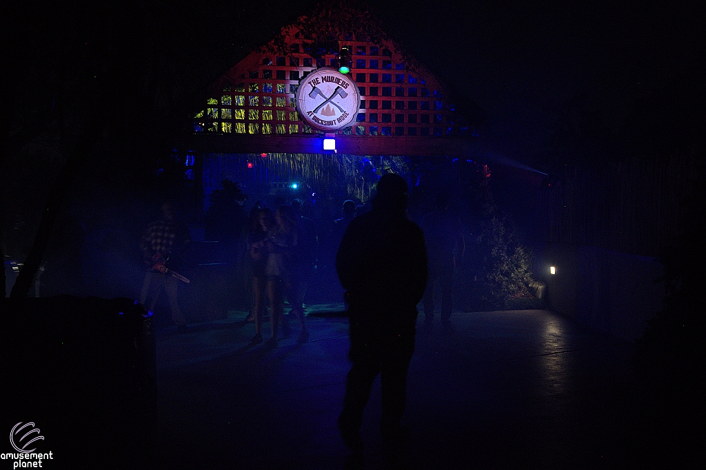 Howl-O-Scream 2025