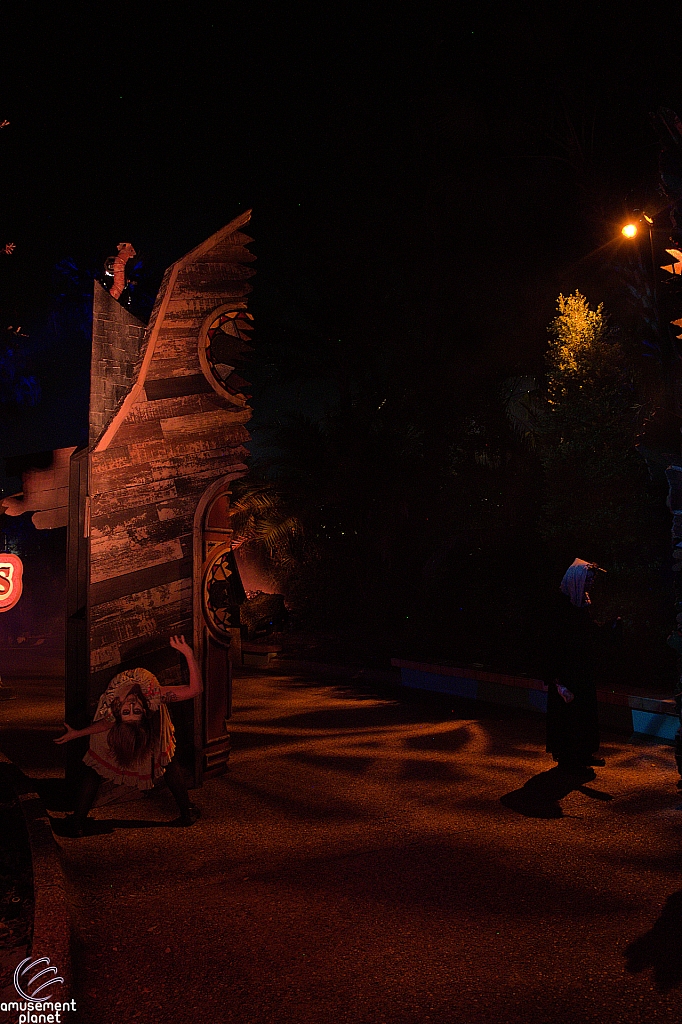 Howl-O-Scream 2025