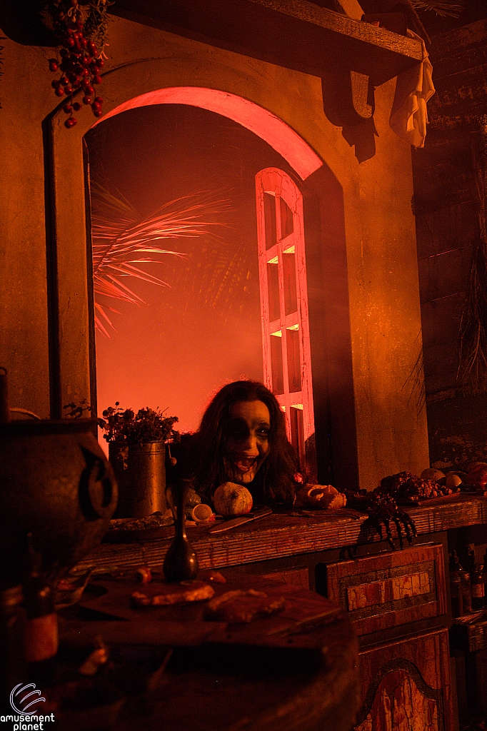 Howl-O-Scream 2025