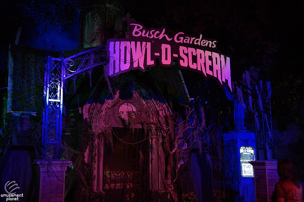 Howl-O-Scream 2025