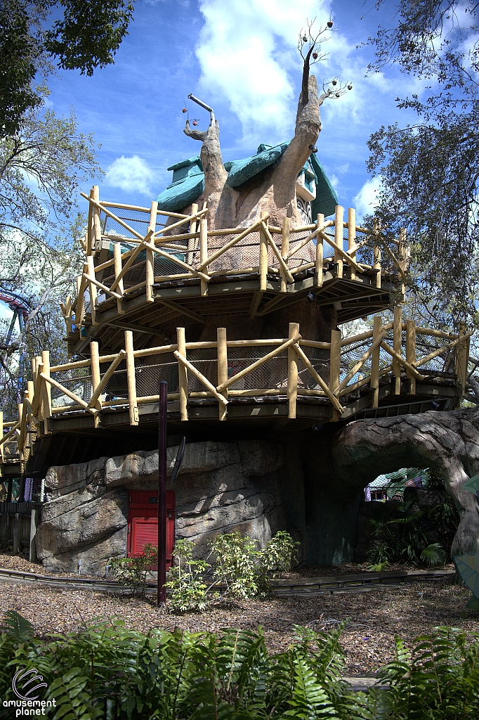 Elmo's Treehouse Trek