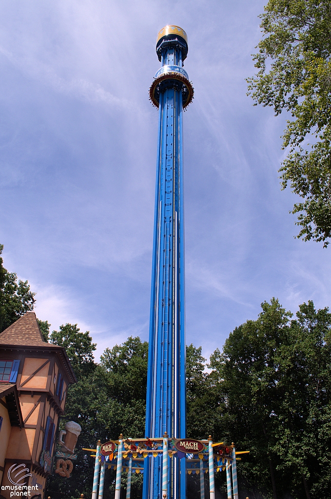 Mäch Tower