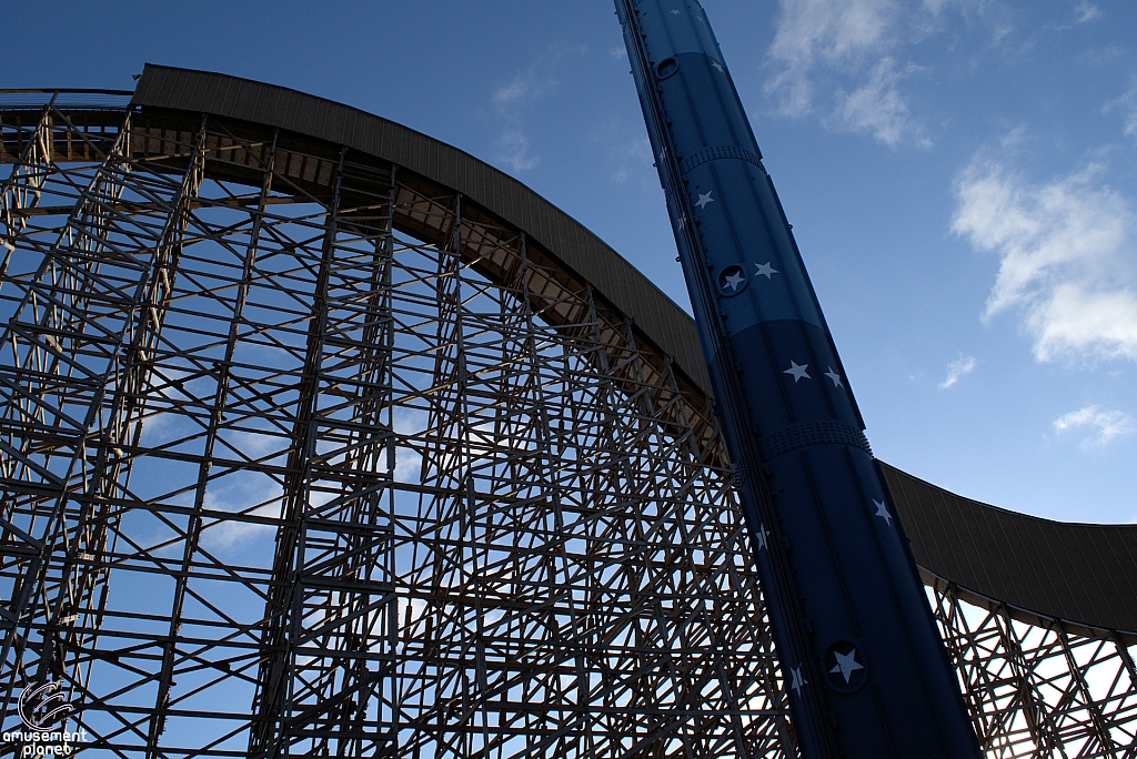 Gold Striker