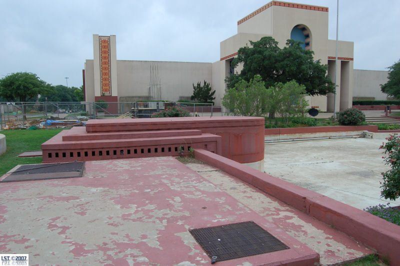 Esplanade Construction