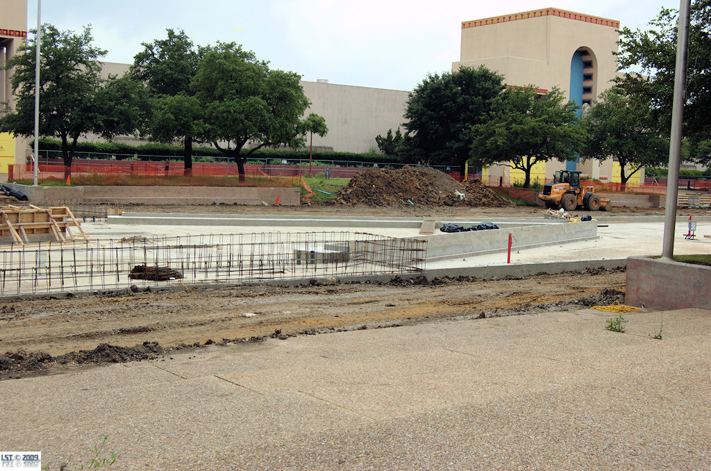 Esplanade Construction