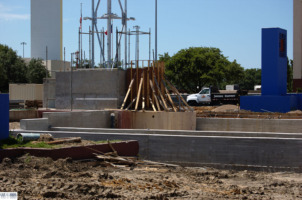 Esplanade Construction