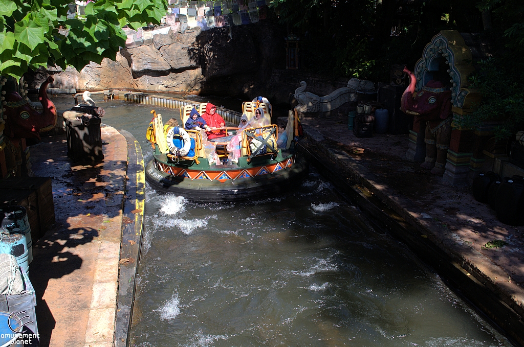 Kali River Rapids