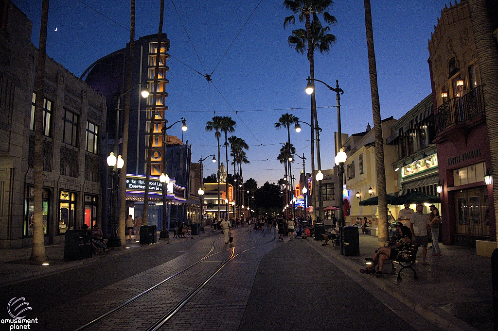 Hollywood Land
