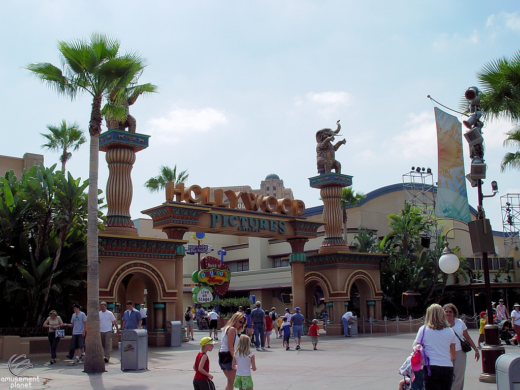 Hollywood Land