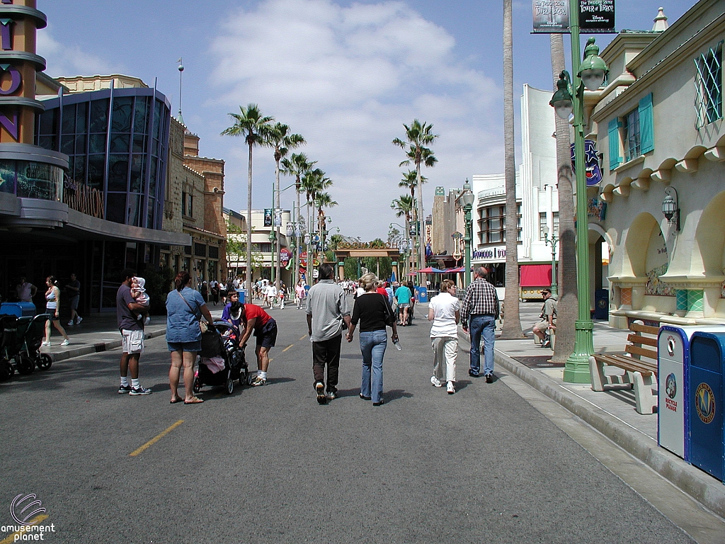 Hollywood Land