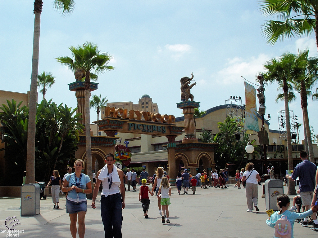 Hollywood Land