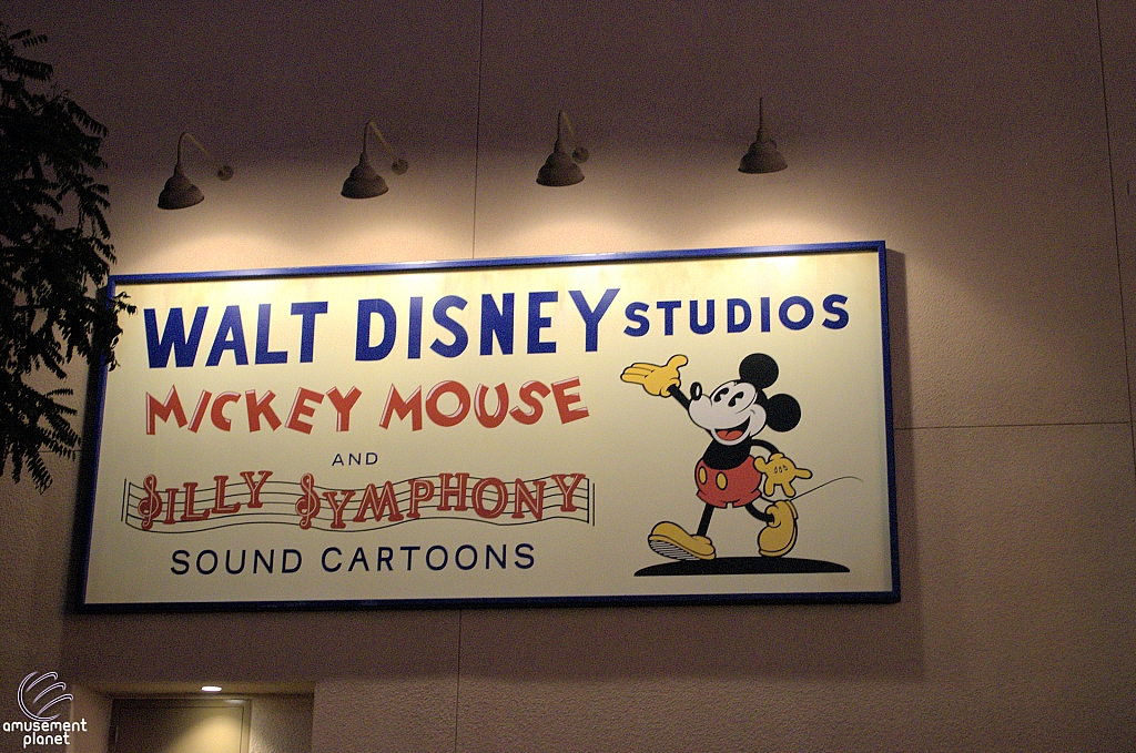Hollywood Land