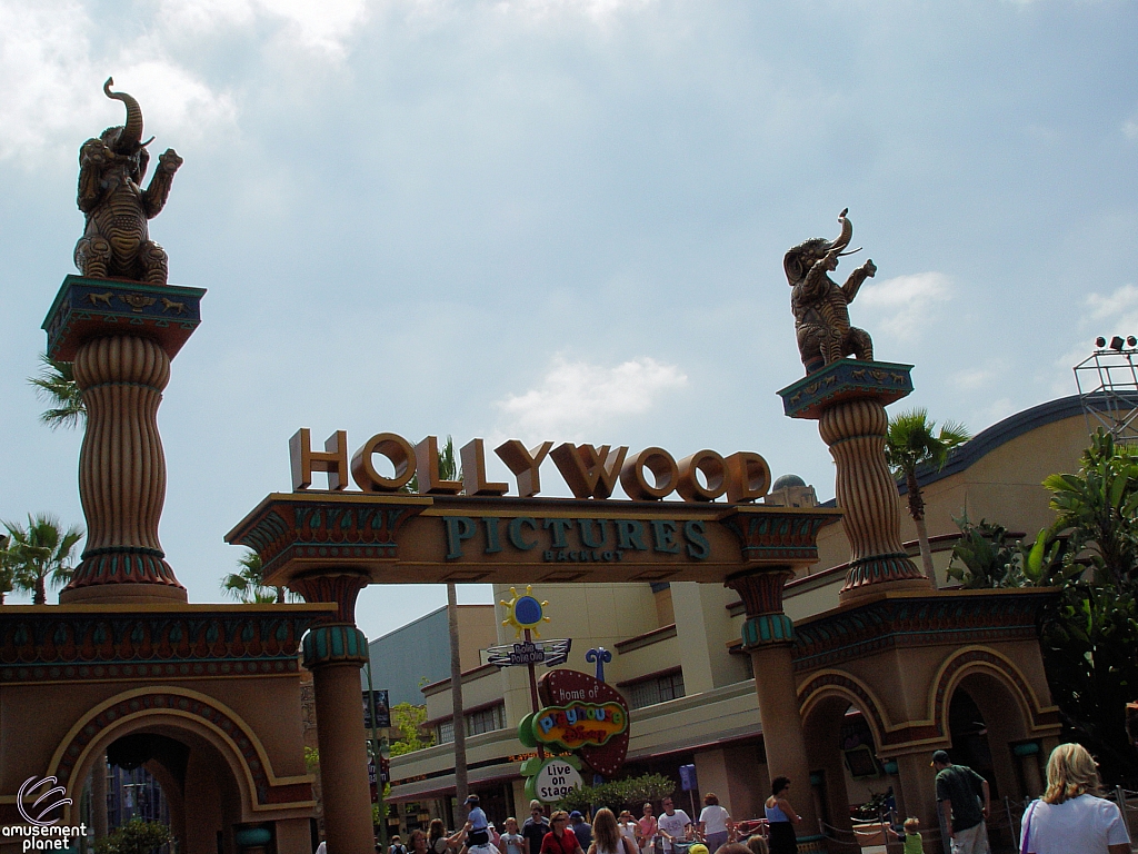 Hollywood Land