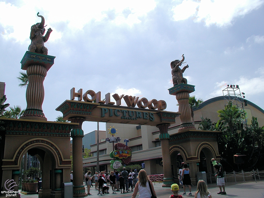 Hollywood Land
