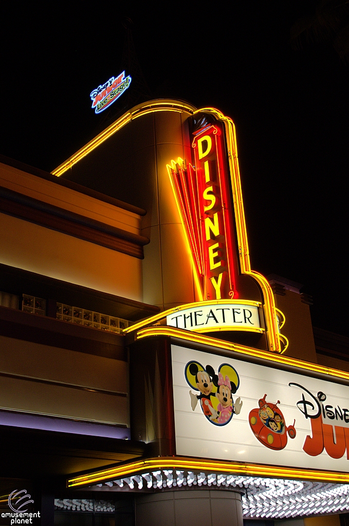 Hollywood Land