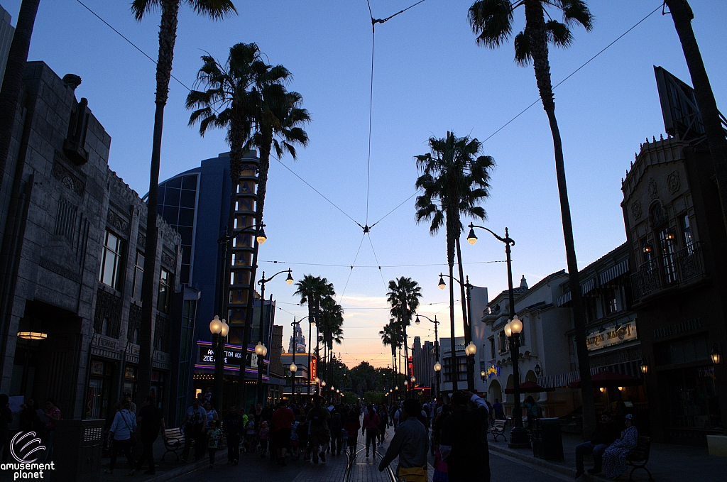 Hollywood Land
