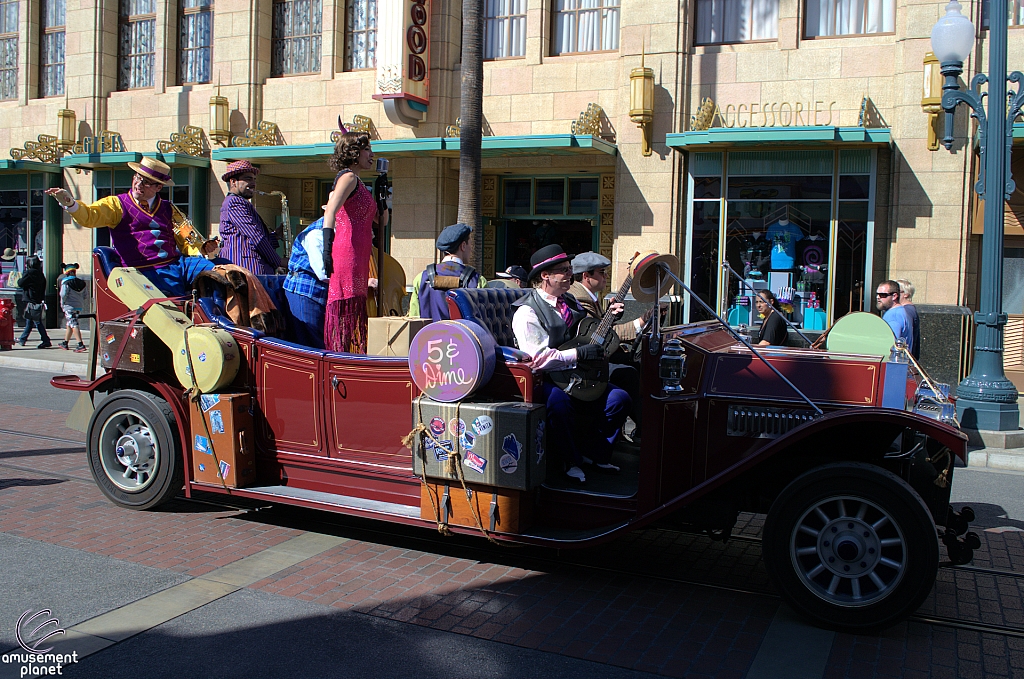 Hollywood Land