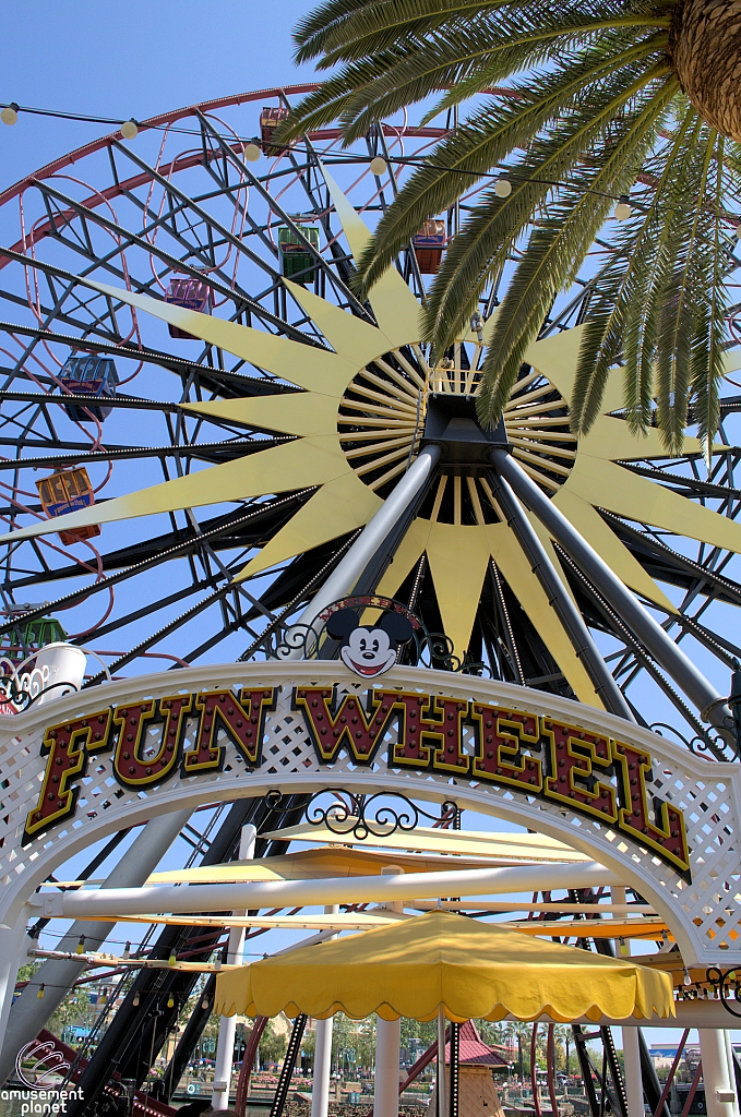 Pixar Pal-A-Round