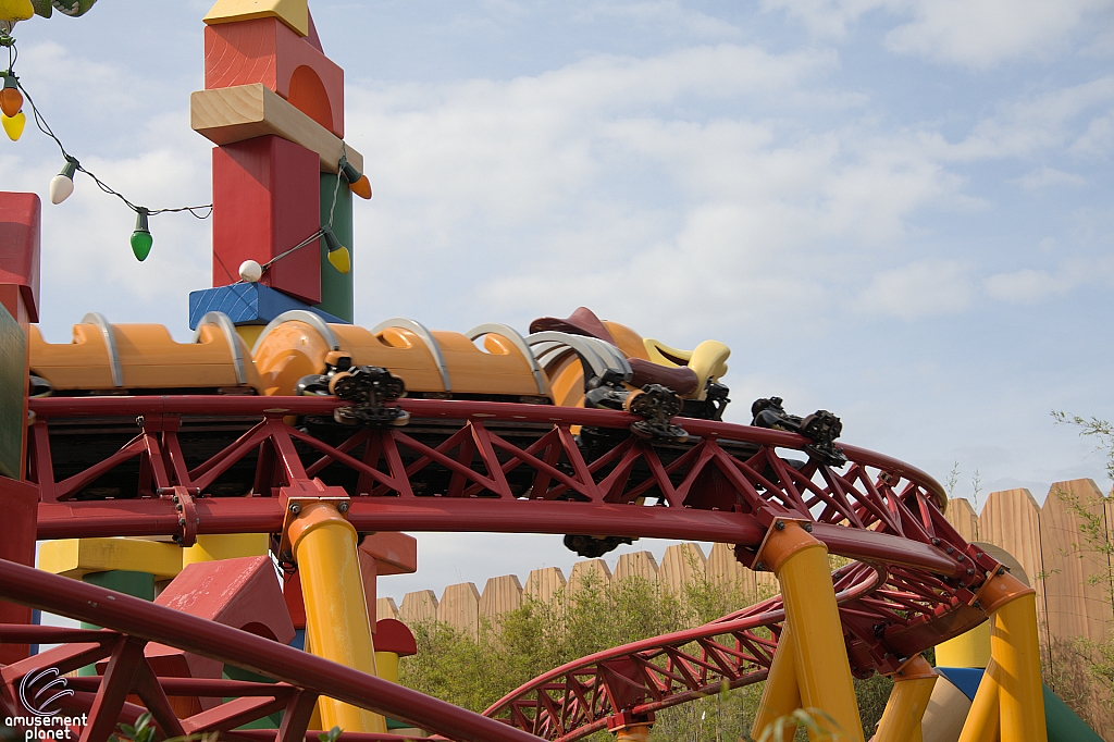 Slinky Dog Dash