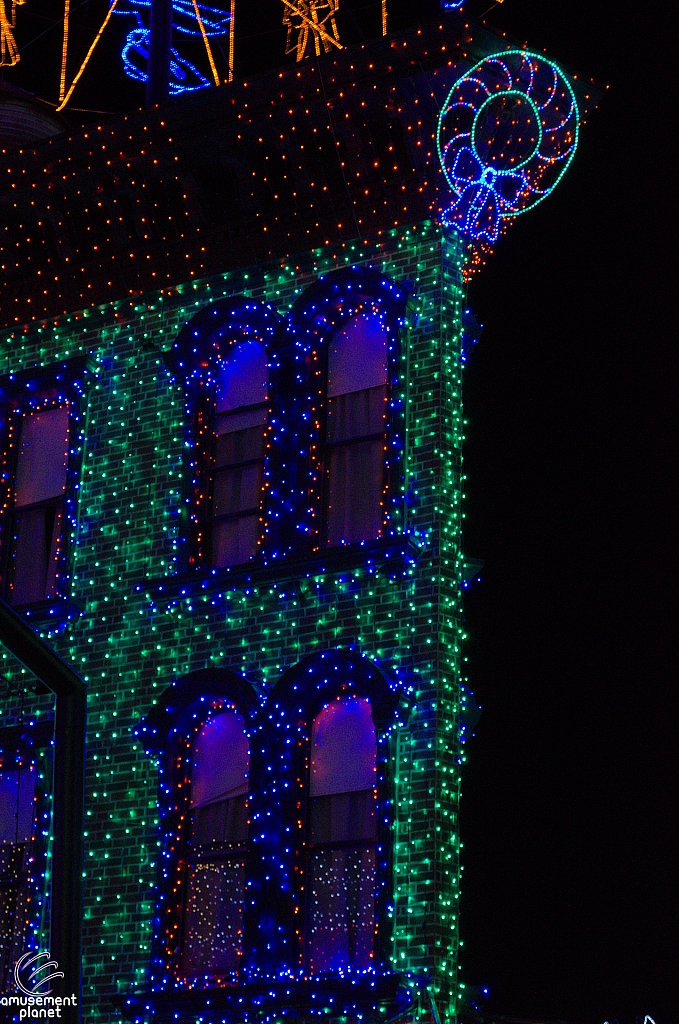 Osborne Family Spectacle of Dancing Lights