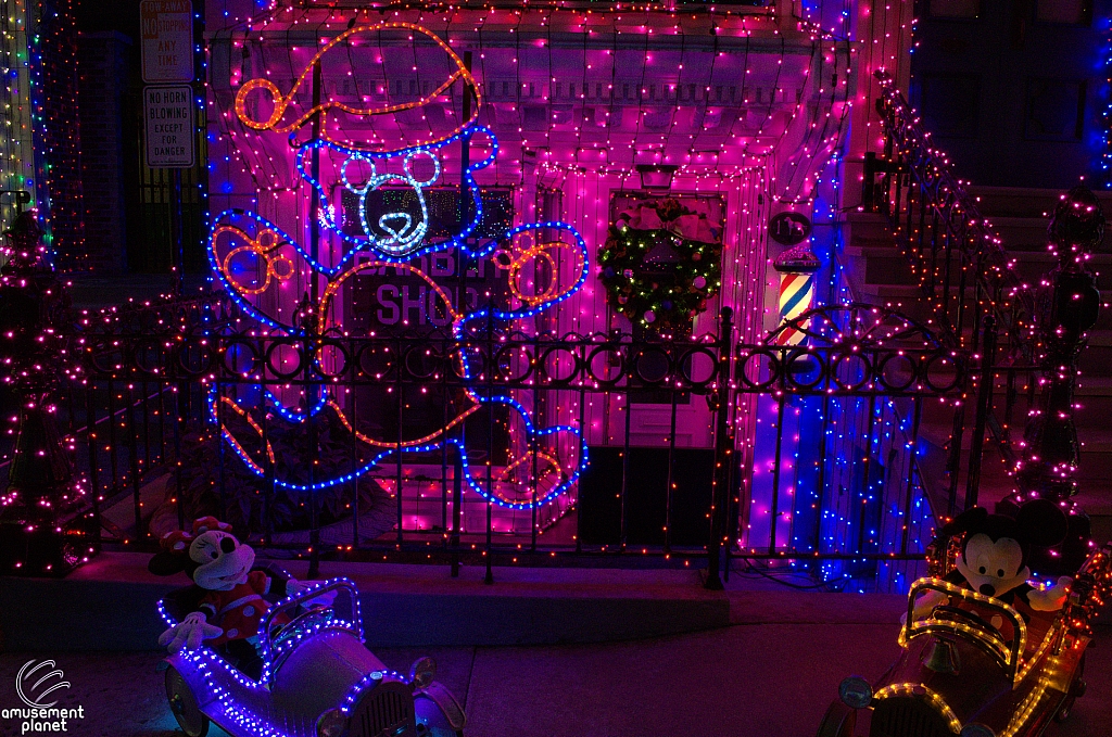 Osborne Family Spectacle of Dancing Lights