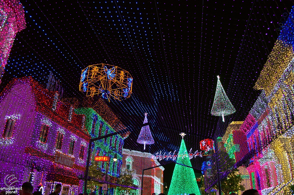 Osborne Family Spectacle of Dancing Lights