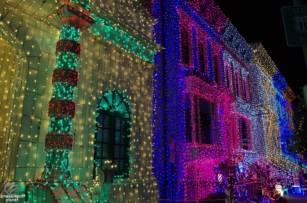 Osborne Family Spectacle of Dancing Lights