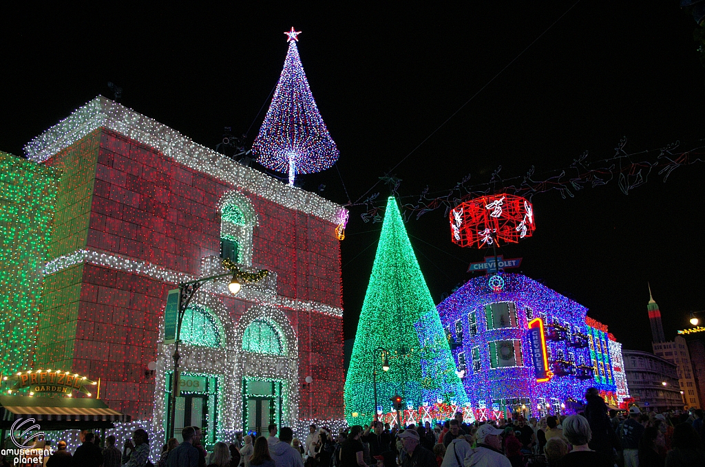 Osborne Family Spectacle of Dancing Lights