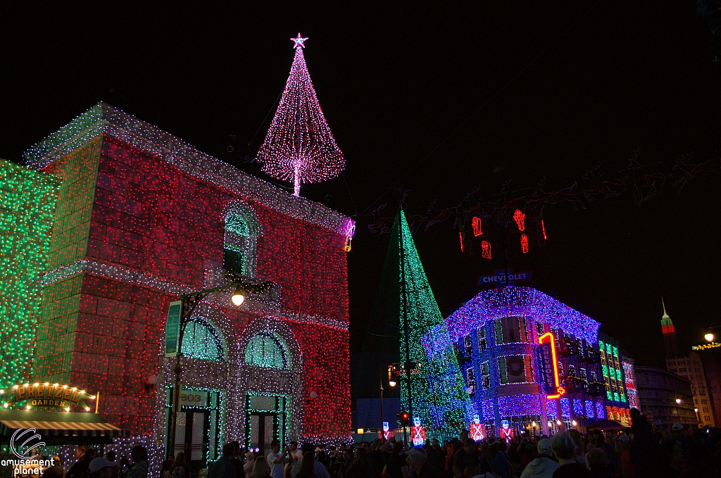 Osborne Family Spectacle of Dancing Lights