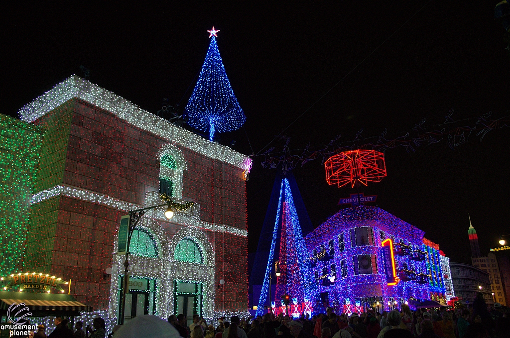 Osborne Family Spectacle of Dancing Lights