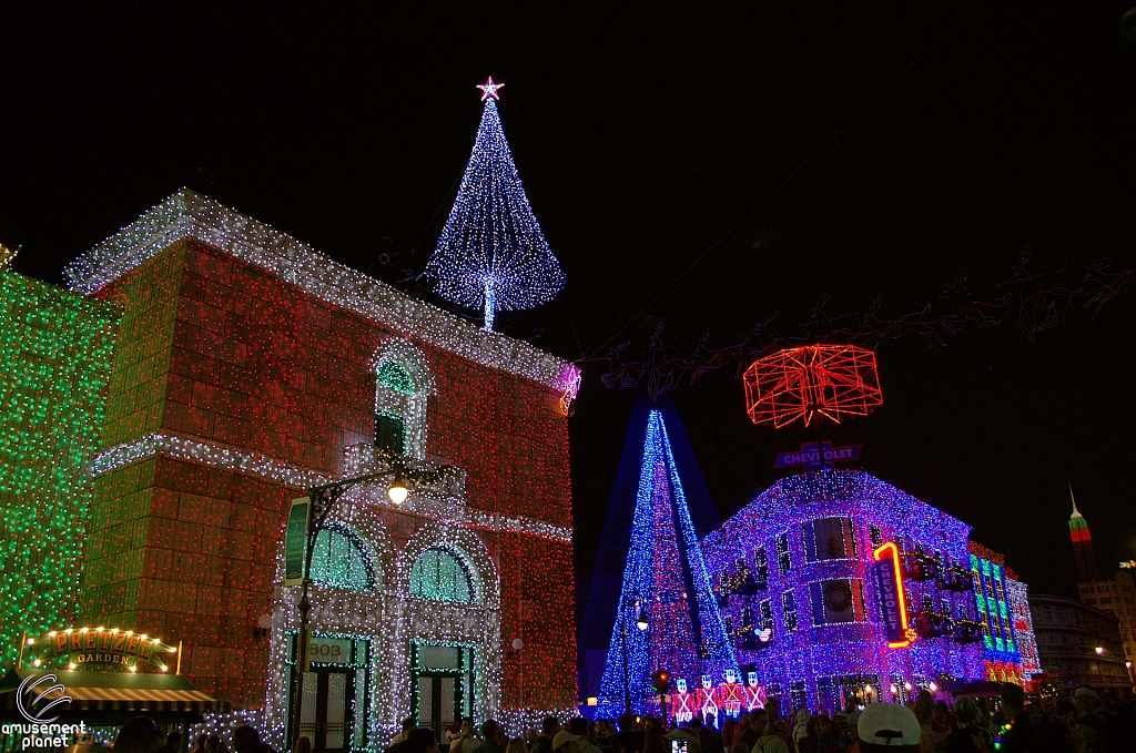 Osborne Family Spectacle of Dancing Lights