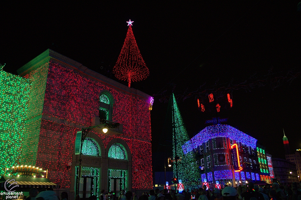 Osborne Family Spectacle of Dancing Lights