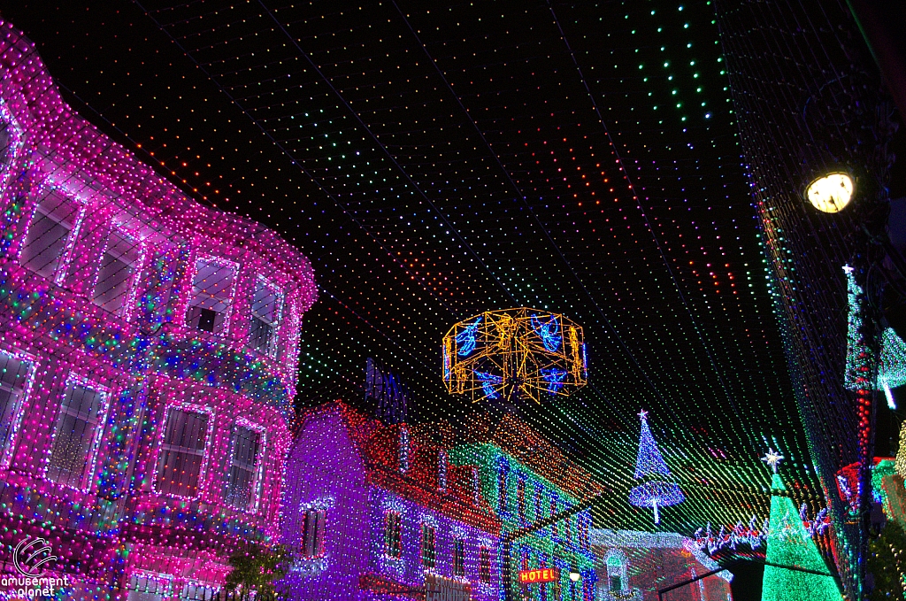 Osborne Family Spectacle of Dancing Lights