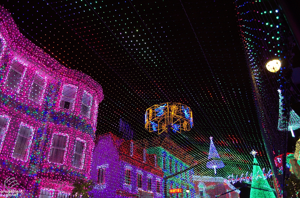 Osborne Family Spectacle of Dancing Lights