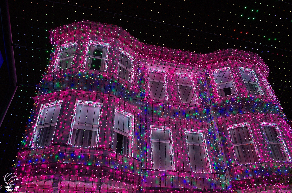 Osborne Family Spectacle of Dancing Lights