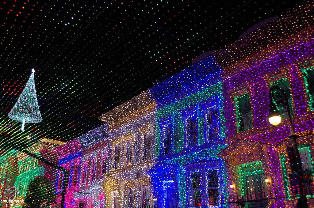 Osborne Family Spectacle of Dancing Lights