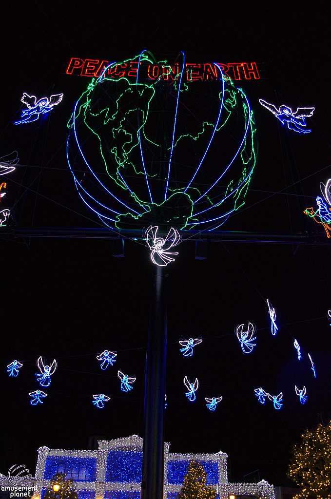 Osborne Family Spectacle of Dancing Lights