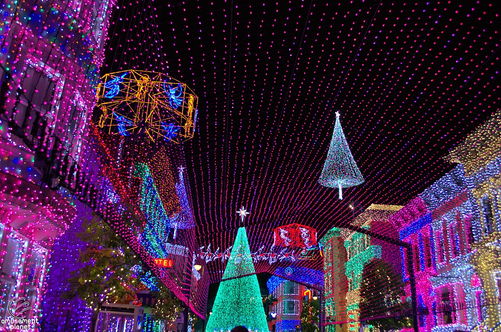 Osborne Family Spectacle of Dancing Lights