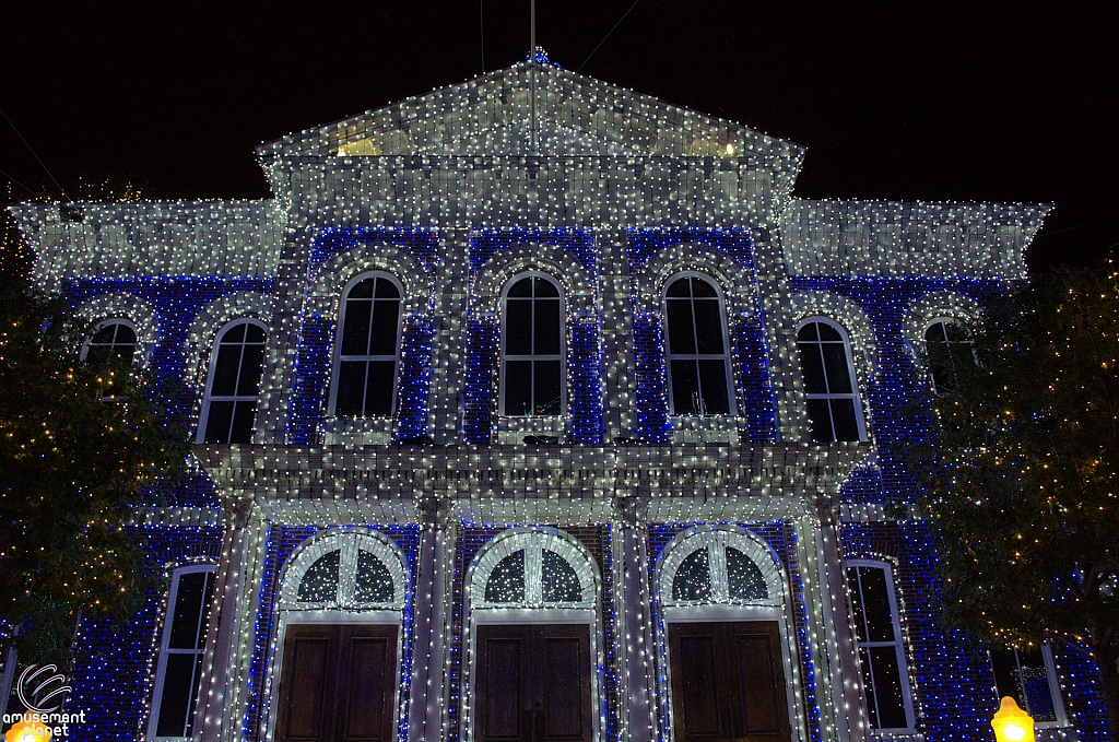 Osborne Family Spectacle of Dancing Lights