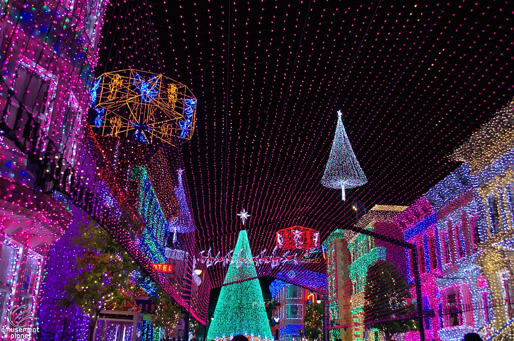 Osborne Family Spectacle of Dancing Lights