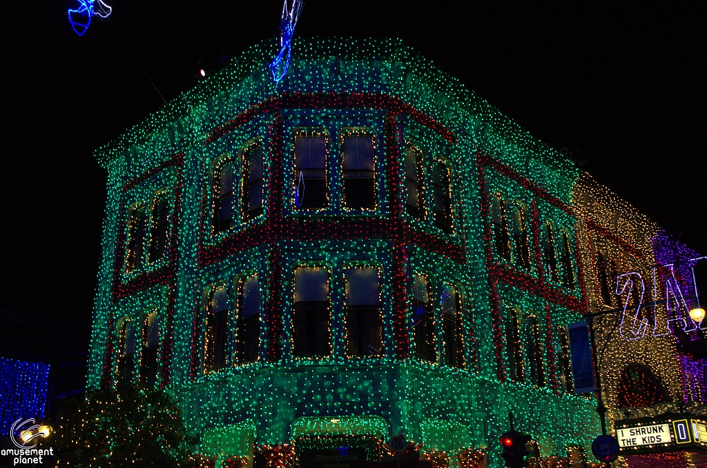 Osborne Family Spectacle of Dancing Lights