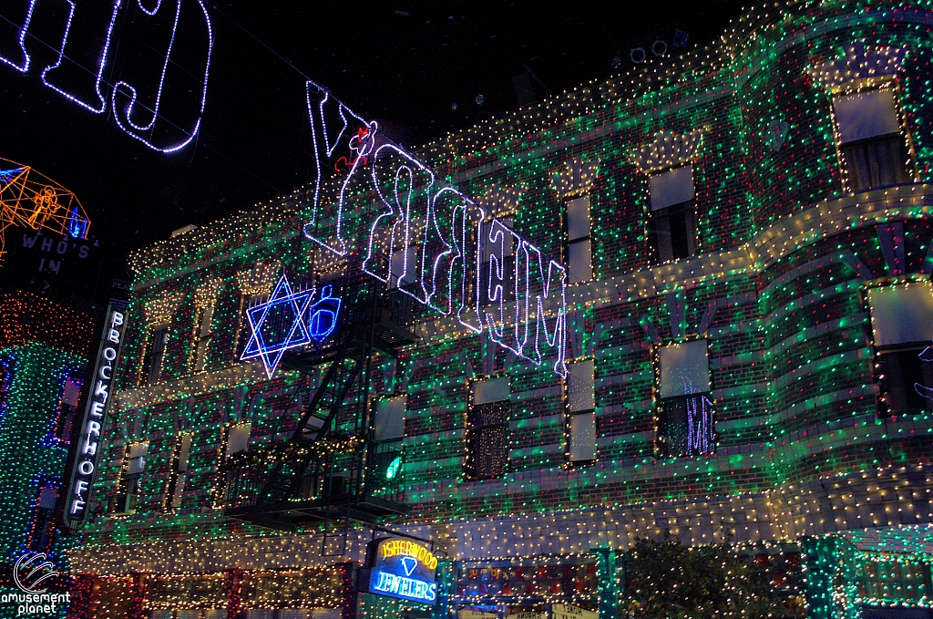 Osborne Family Spectacle of Dancing Lights