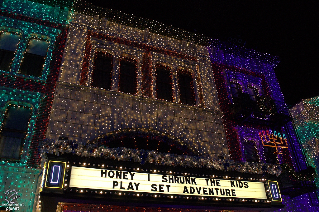 Osborne Family Spectacle of Dancing Lights