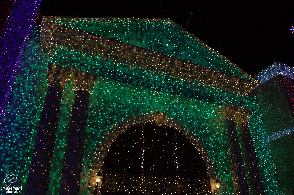 Osborne Family Spectacle of Dancing Lights