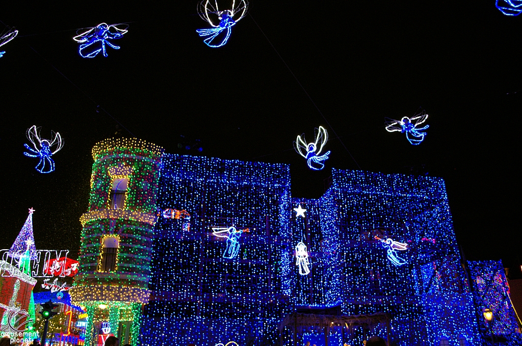 Osborne Family Spectacle of Dancing Lights