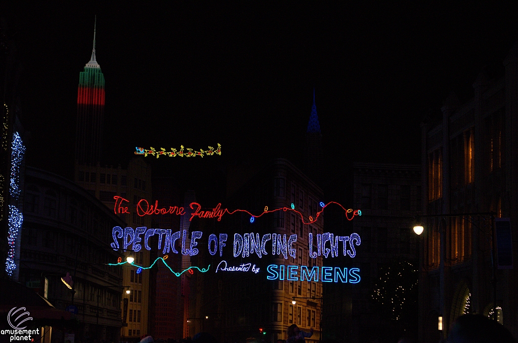 Osborne Family Spectacle of Dancing Lights