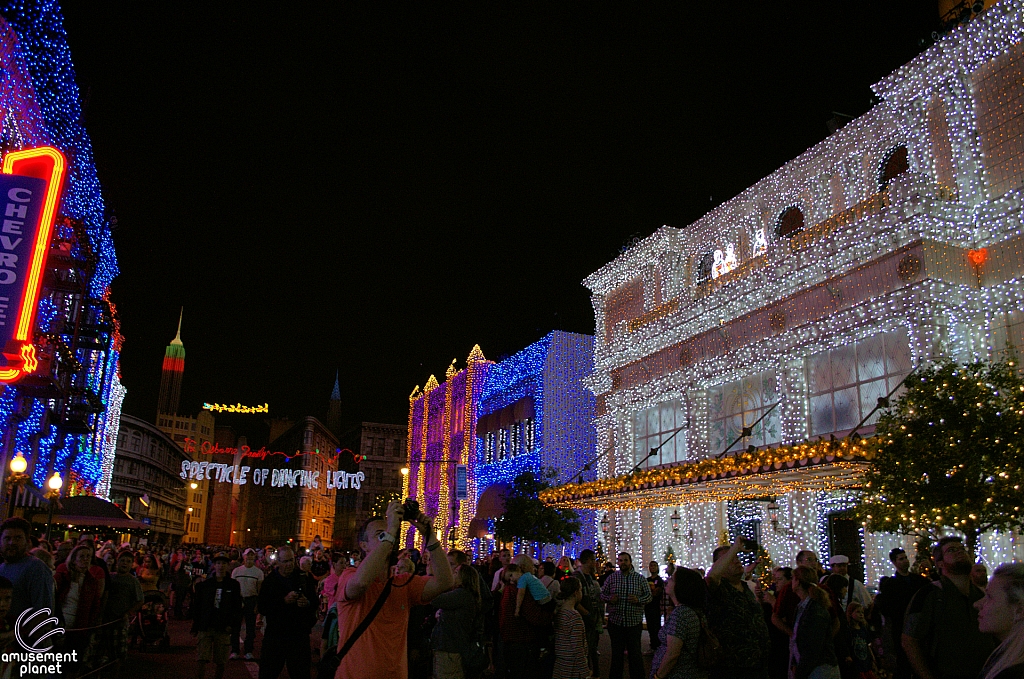 Osborne Family Spectacle of Dancing Lights